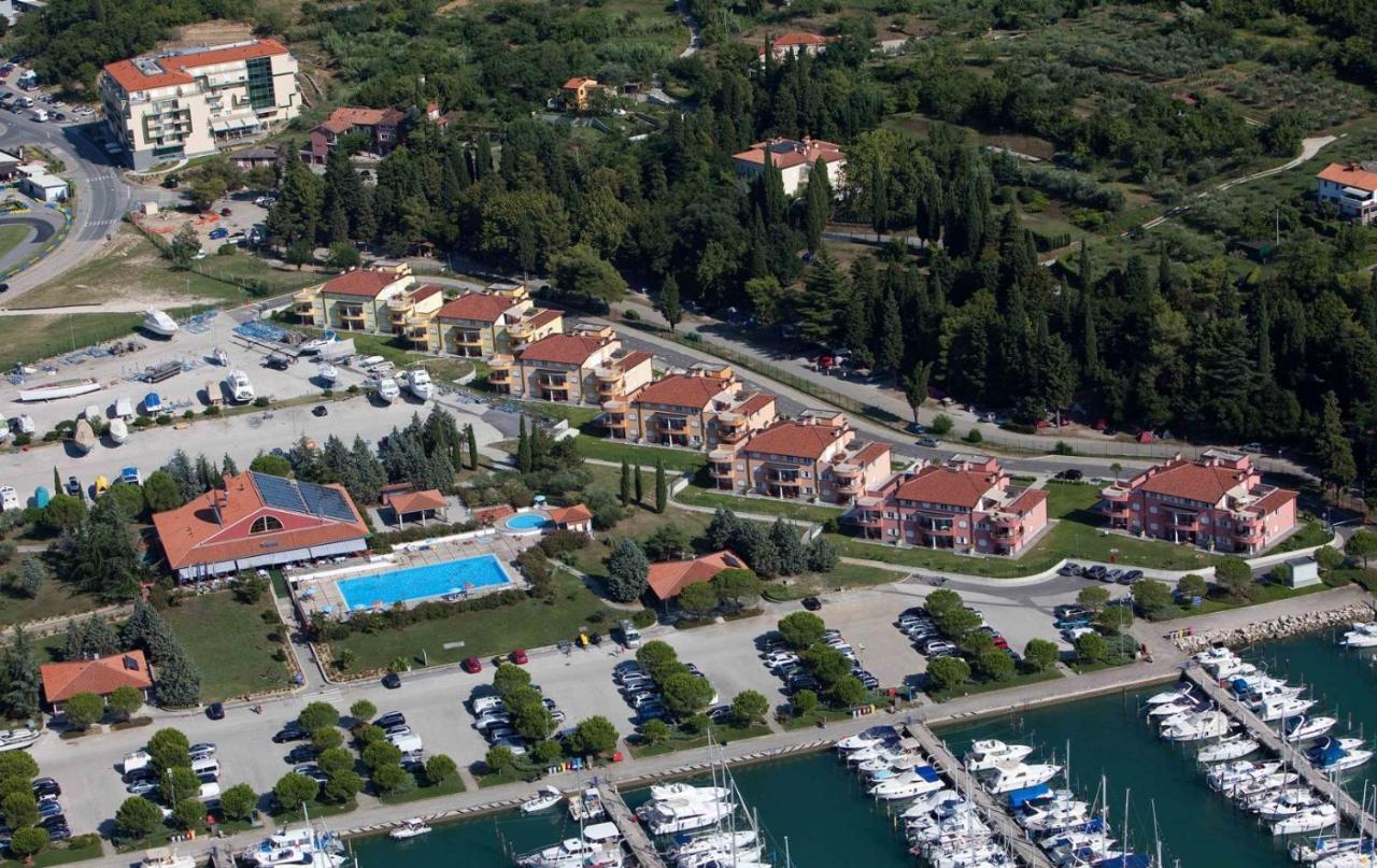 Apartment Bonaca Portorose Esterno foto